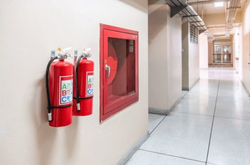 Sistem Deteksi dan Pemadam Kebakaran